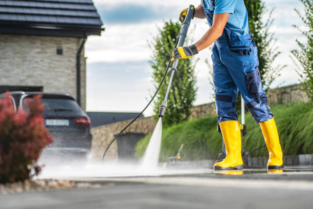 Best Garage Pressure Washing  in Rlsbad, CA